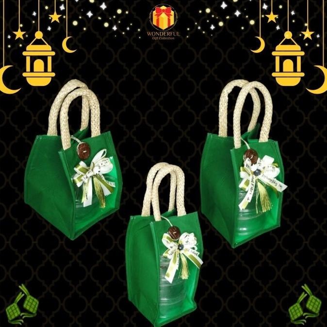 

Terbaru !!! [6 Pcs] Tas Hampers Lebaran Hijau Bludru Tikar Pita Charahiro3