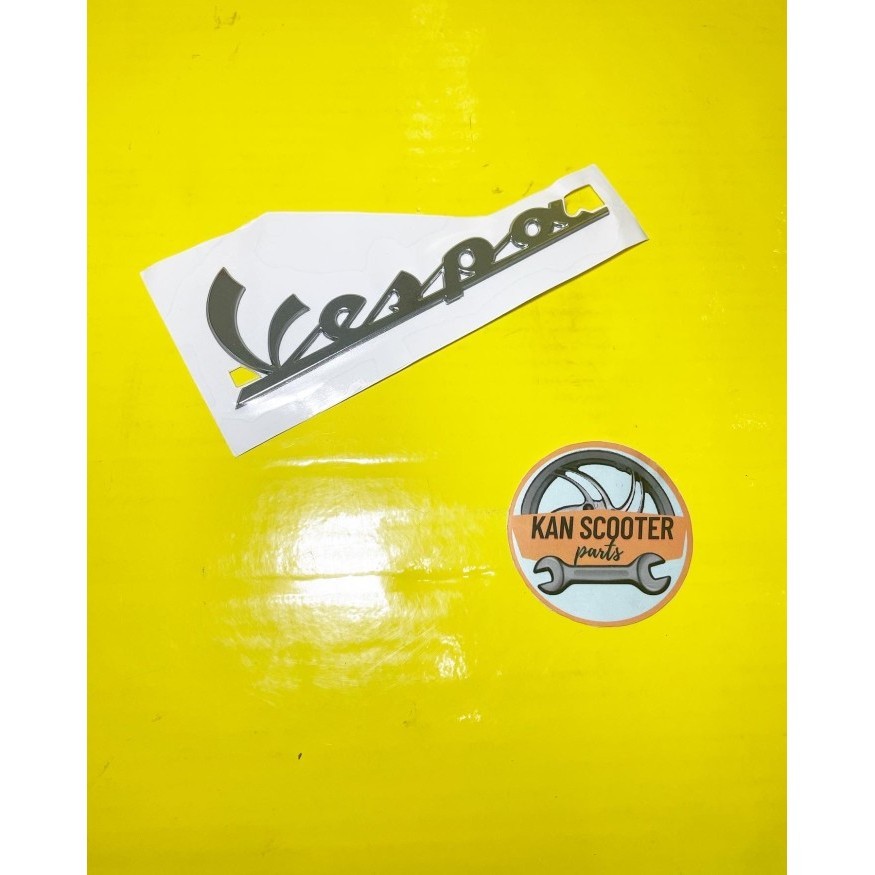 Emblem Vespa Matic Body Kiri Original Piaggio