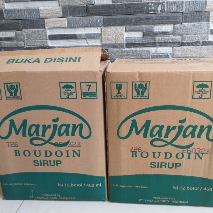 

Sirup Marjan Cocopandan 1 Dus (Via GOJEK)
