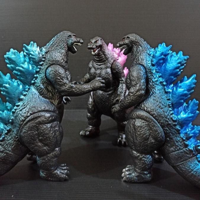 Figure Godzilla Karet Vinyl Medium Size Mainan Ultraman Kaiju Monster Anotteme