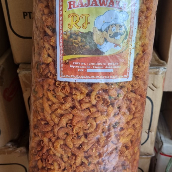 

Kripik Makaroni Bantet Daun Jeruk 1 bal