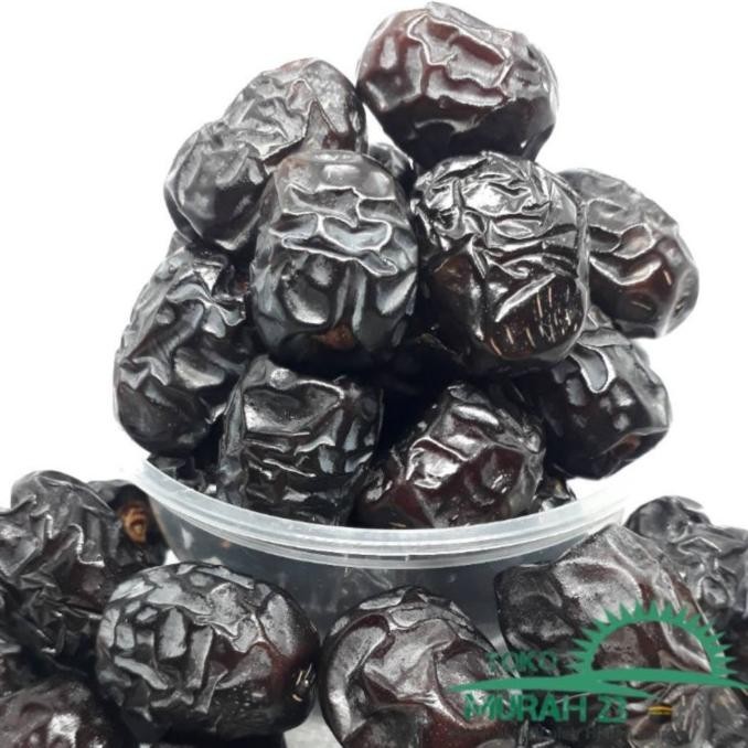 

Kurma Ajwa Madinah 500Gr / Kurma Ajwa Asli / Kurma Ajwa Premium