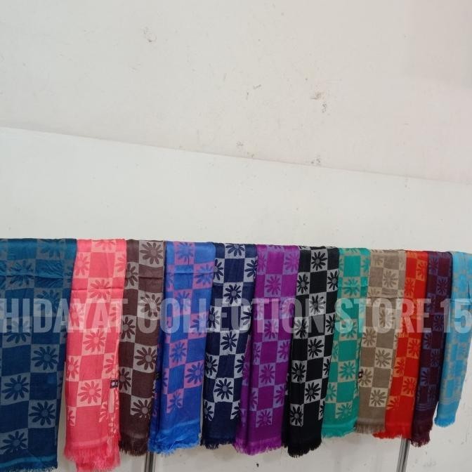 Pashmina Batik Sutra Silk Random/ Scarf Sutra/ Selendang/ Hijab Silk
