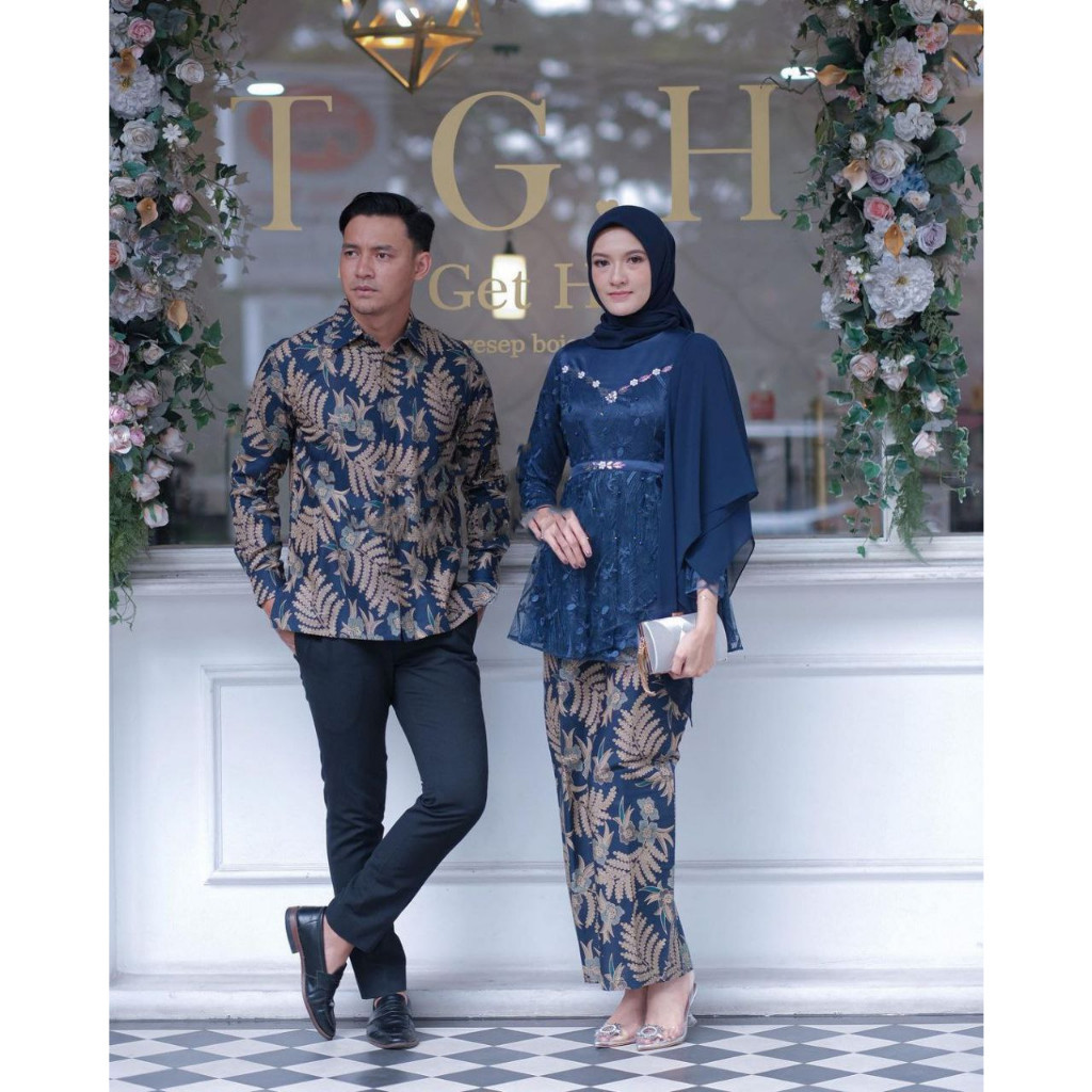 PREMIUM New Arrival Set Couple Kebaya Alyra Navy Kebaya Wisuda Kebaya Lamaran Kebaya Kebaya Tunangan