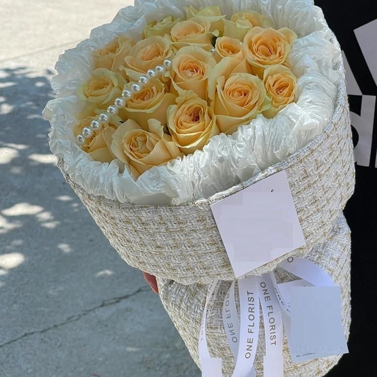 

VIRAL HANACO - MS3 TWEED Flower Wrapping Kain Pembungkus Bunga Buket Classic Tweed untuk Hand Bouquet PM88