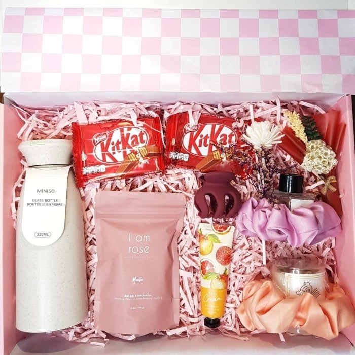 

Gift Birthday/Gift Set/Kado Ulang Tahun/Hampers Ulang Tahu