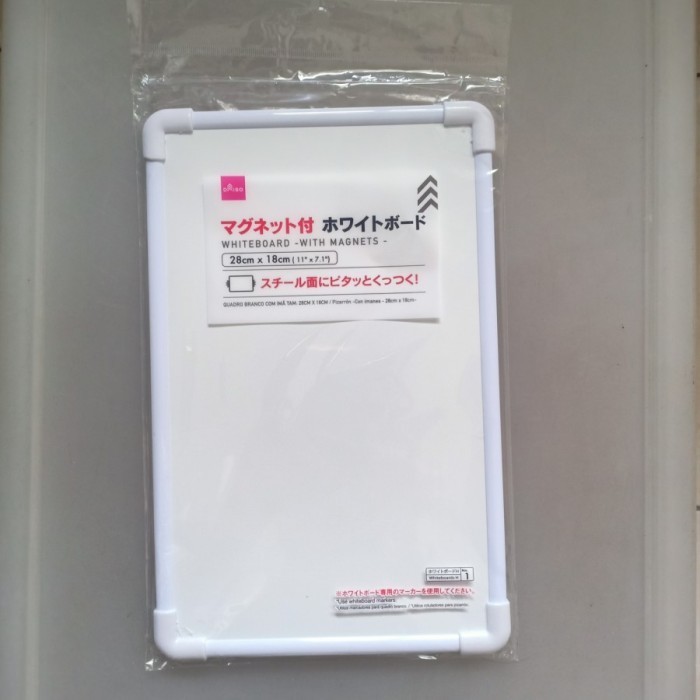 

Papan Tulis Kecil Dengan Magnet - Whiteboard With Magnet