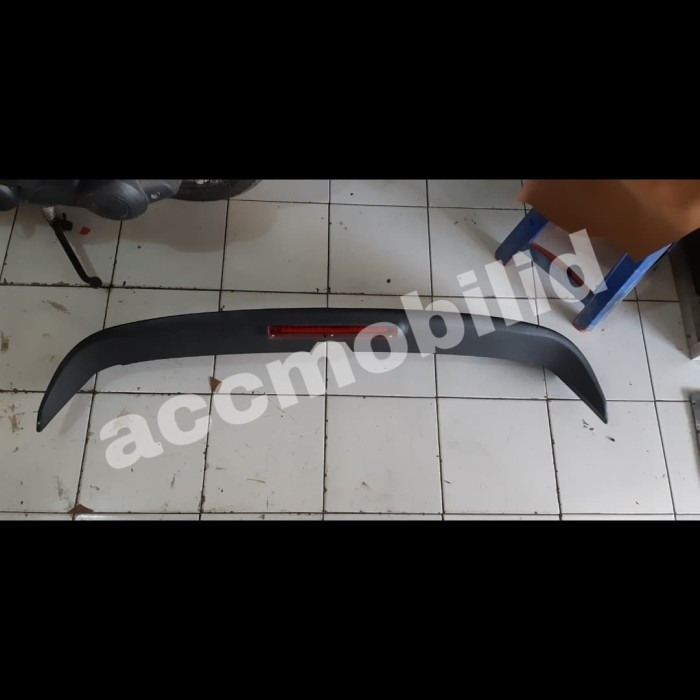 spoiler kijang innova luxury dengan lampu