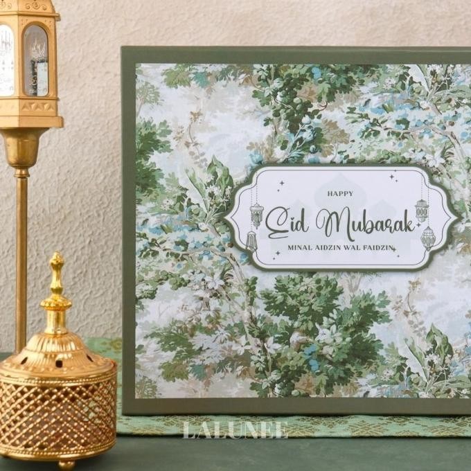 

Hampers Ramadan Idul Fitri Kue Kering Kurma Sajadah Lalunee Premium TS12