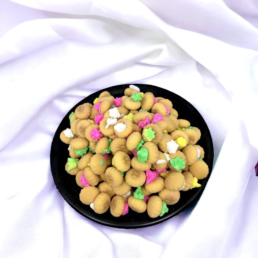 

Gem Rose Biskuit Snack 1 KG - Liza's Cookies