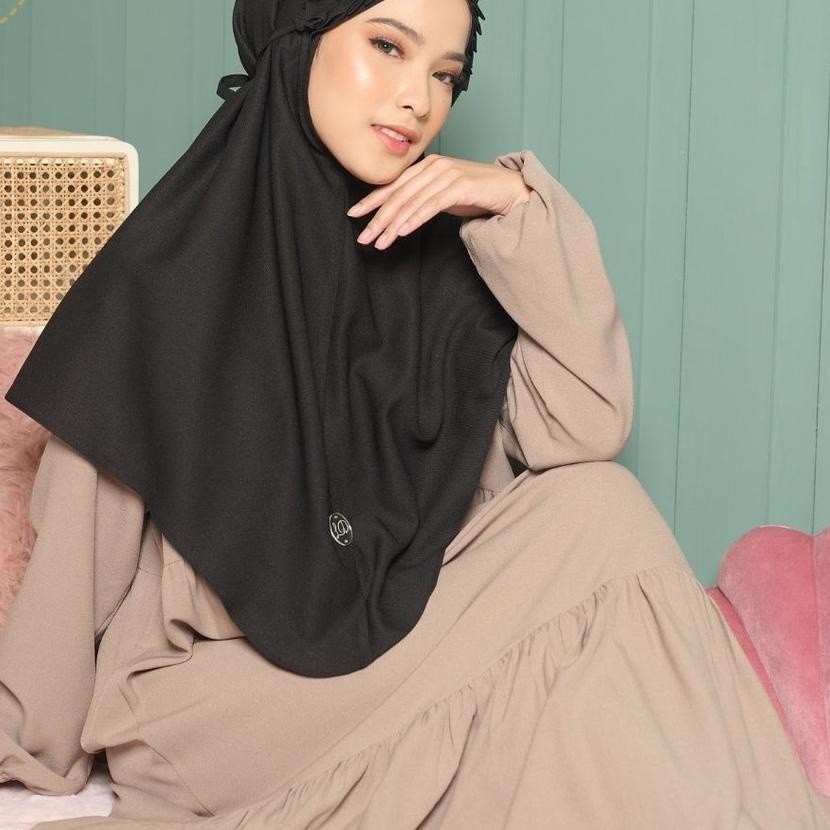 NEW PREMIUM DAILY HIJAB Lesti Daily Bergo Frill / Hijab Instant / Kerudung Instant