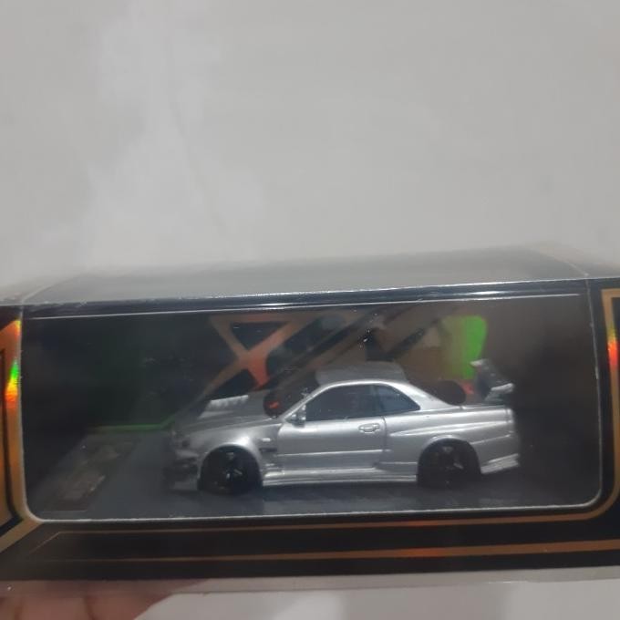 Error404 nissan skyline r34 silver resin limited