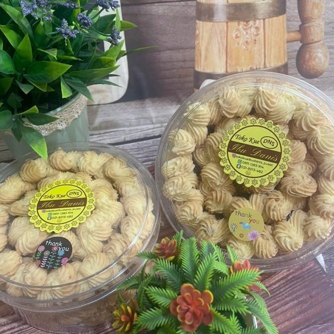 

New Kue Kering Sagu Keju Toples Cookies Super Renyah Enak Lumer Di Mulut Pengiriman Cepat