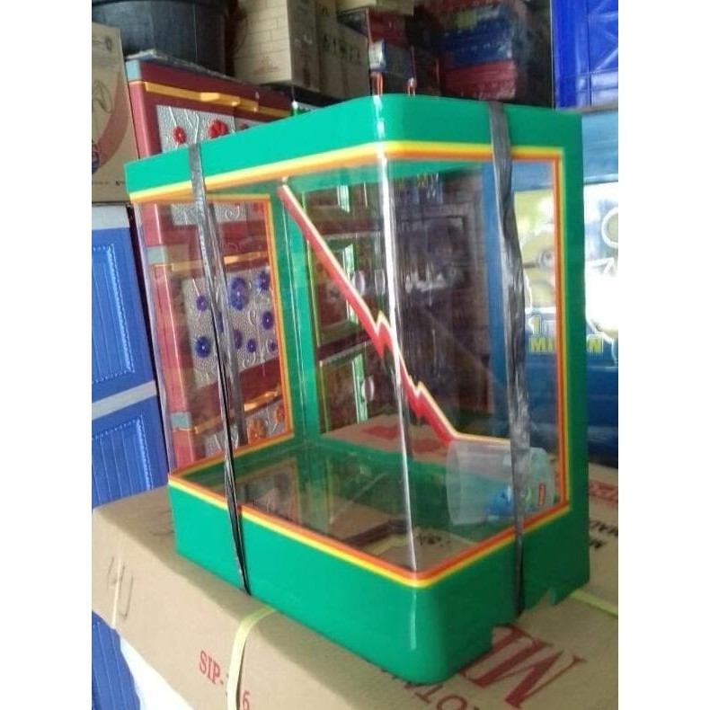 

Aquarium Es Kelapa Besar Acrylic Es Buah + Gayung Lion Star LIonstar TFD
