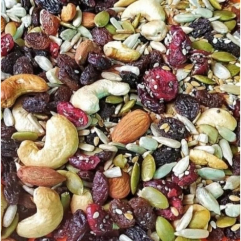 

Trail Mix - Seeds, Nuts and Dried Fruits 500gr *Pekanbaru*