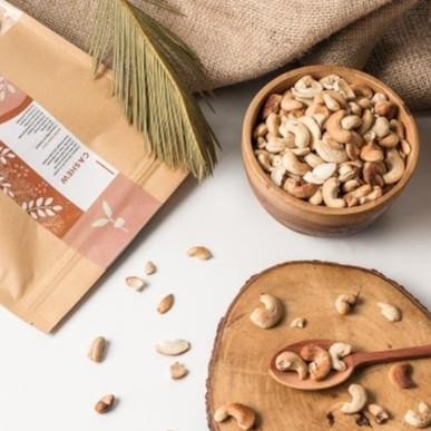 

Eksklusif Dan Terbatas!!! Kacang Mede Panggang 500 Gr / Cashew Nut Myeshandira