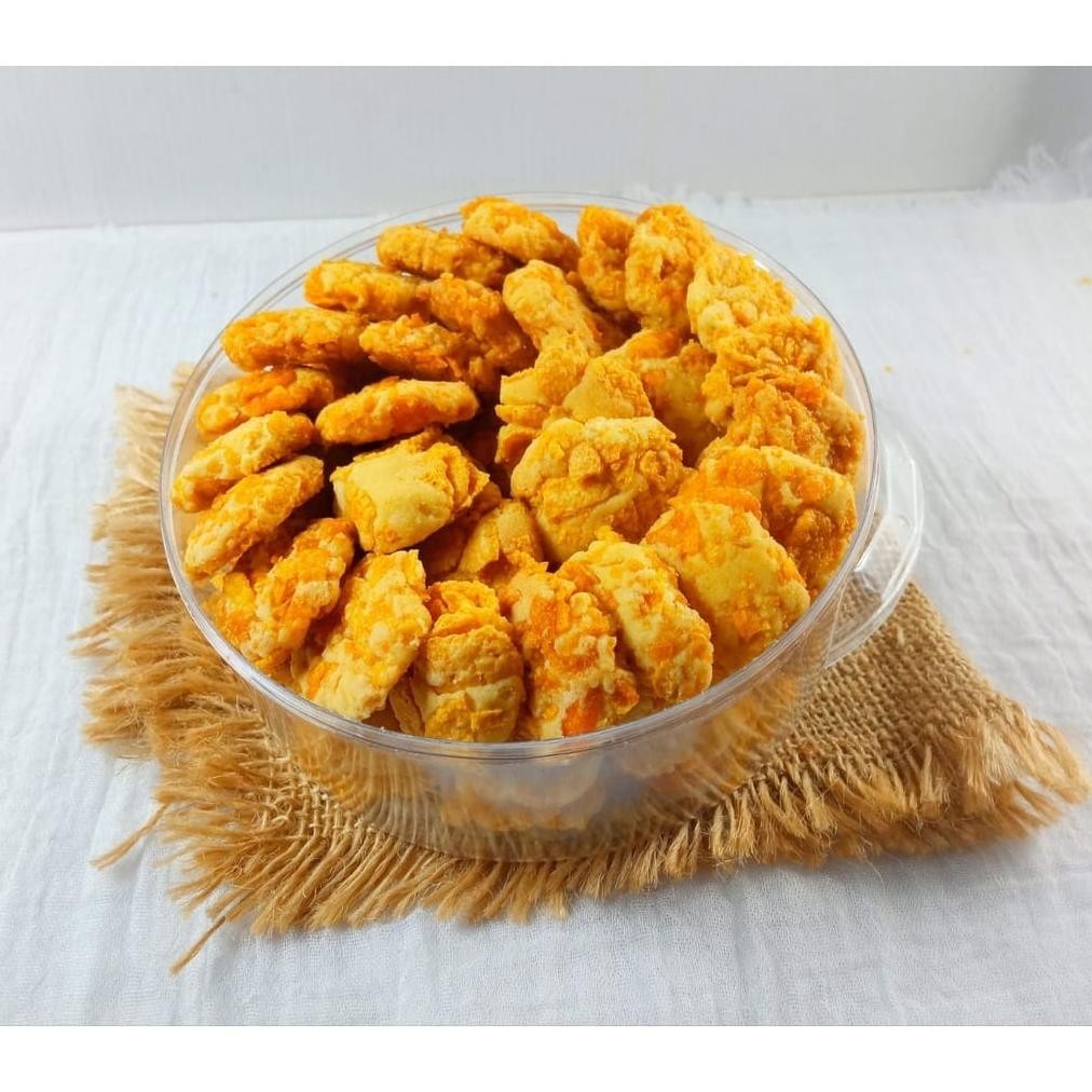 

CR - Kue Kering Cornflakes Kuker Lebaran Parcel Hampers Ramadhan Natal TERLARIS