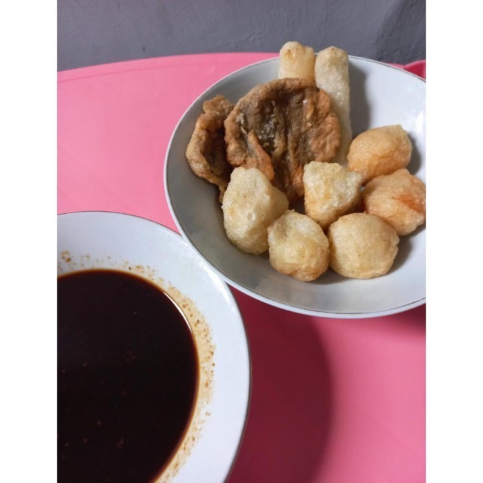 

Uinn - Pempek Dideh Asli Palembang Frozen Food