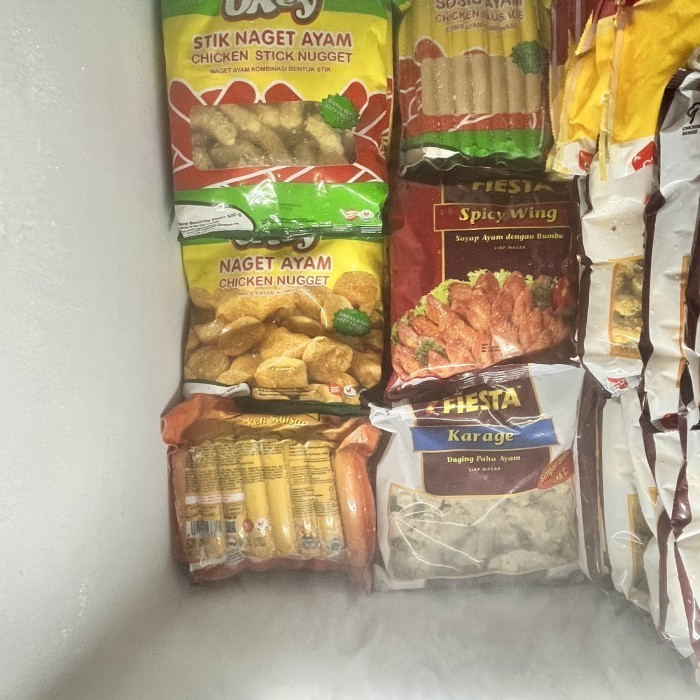 

Uinn - Frozen Food / Makanan Beku Fiesta Spicy Wings / Sayap Ayam 500Gr