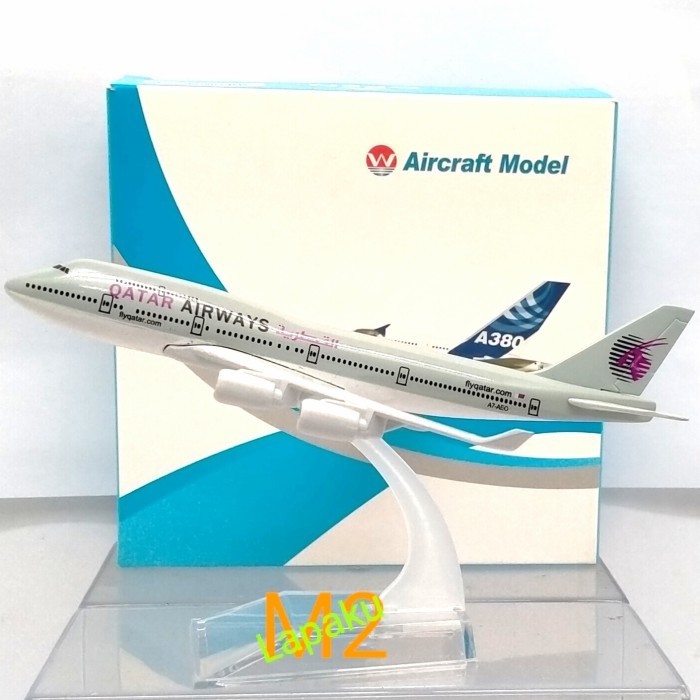 MINIATUR PAJANGAN DIECAST PESAWAT QATAR AIRWAYS 340A