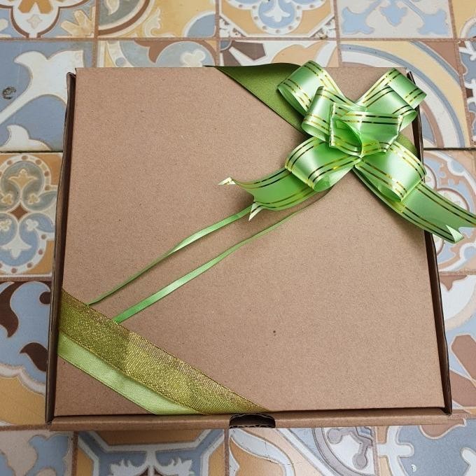 

Eksklusif Dan Terbatas!!! 4In1 Hampers Parcel Lebaran Pria Idul Fitri Chomolla