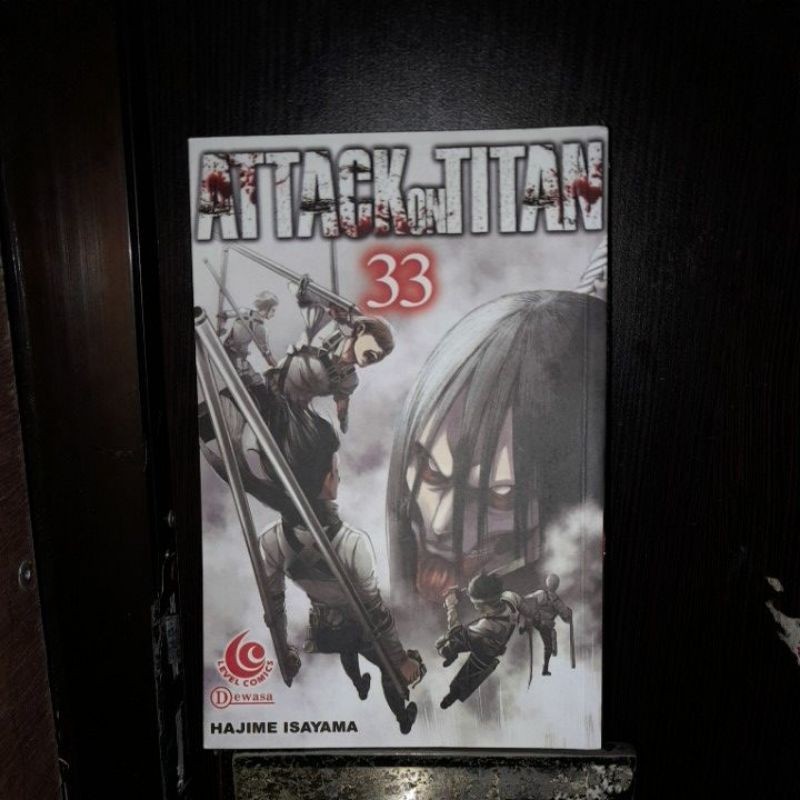 Preloved Komik Attack on Titan Volume 33