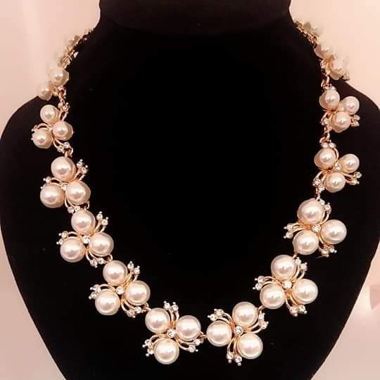 Kalung /Kalung Wanita / Kalung Mutiara / Perhiasan Wanita