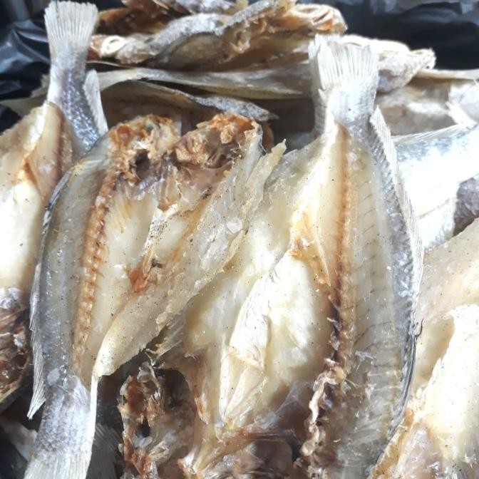

Ikan Asin Kepala Batu Belah/samge belah 500gram