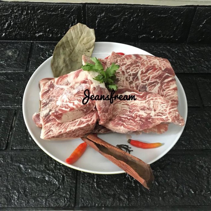 

Ayala - Wagyu Beef Meltique/ Steak Wagyu/ Wagyu Potongan Premium 1Kg Halal