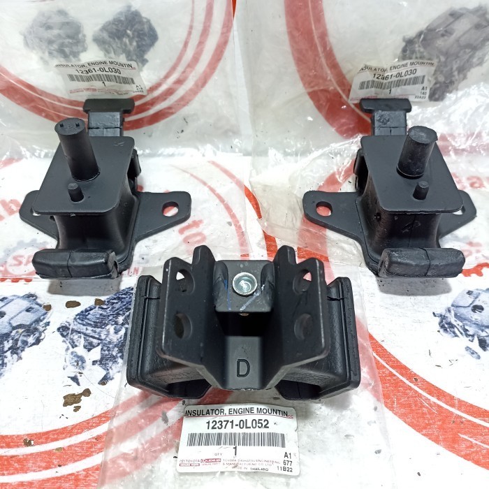 Engine mounting innova bensin orisinil