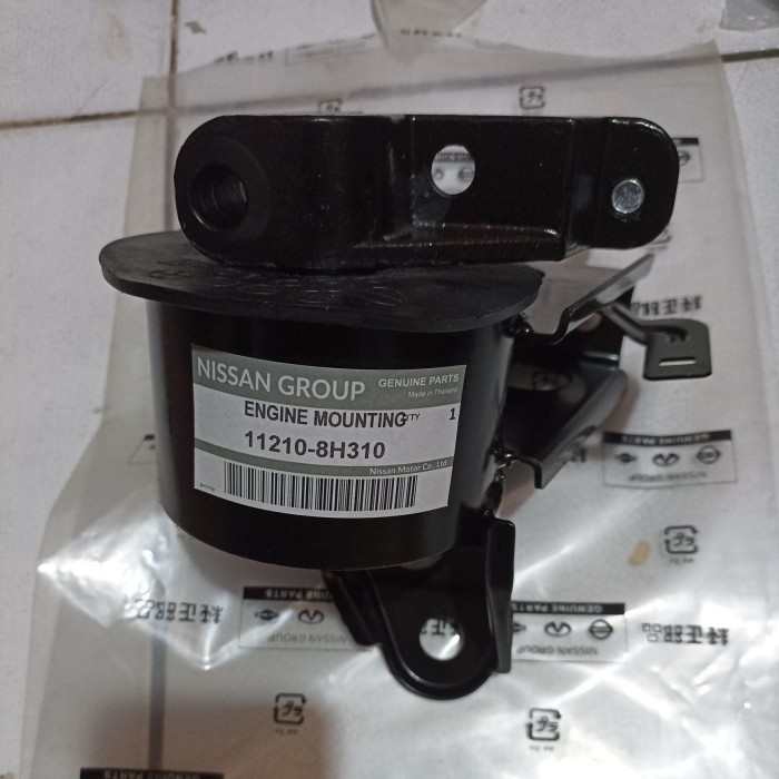 engine mounting Nissan x-trail t30 kanan