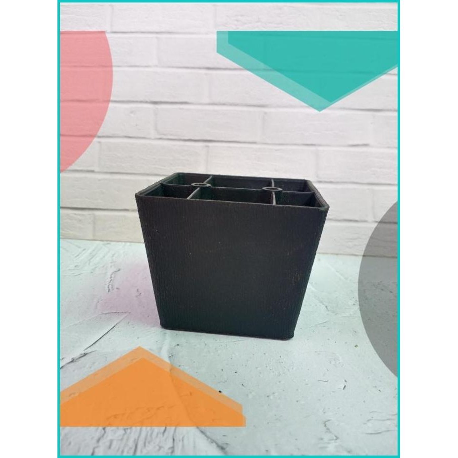 Kaki Sofa Plastik Piramid / Kaki Kursi Plastik 19F3B2024 onderdil