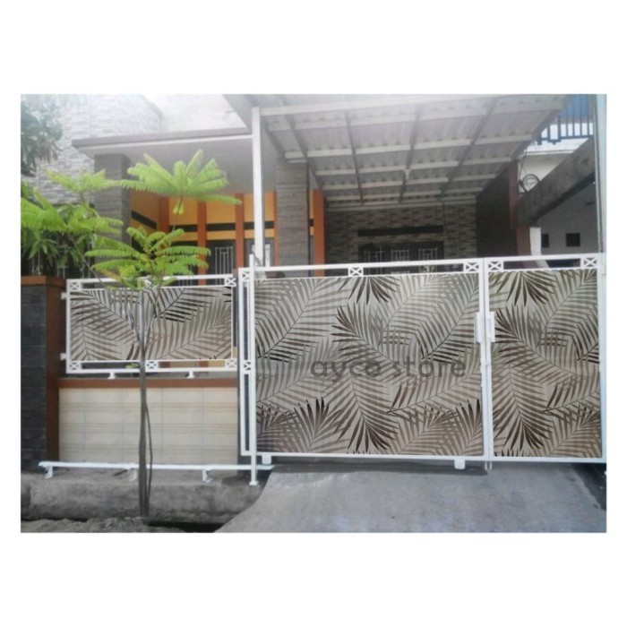 B. Fiber Pagar Pelapis Penutup Rumah Motif - Palm Leaf Hitam ( )