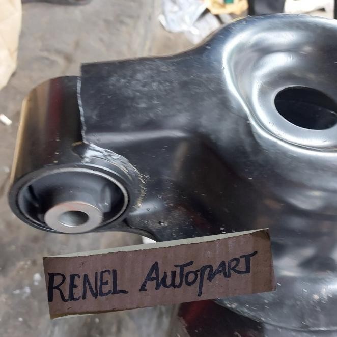 Bushing Lower Arm Tatakan Per Keong Belakang Innova Original