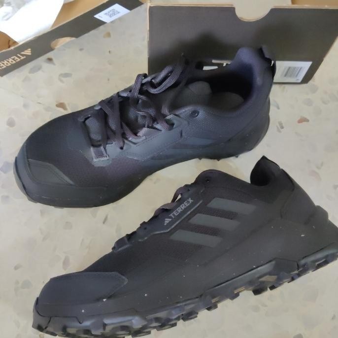Sepatu hiking Adidas Terrex Ax3 original sale