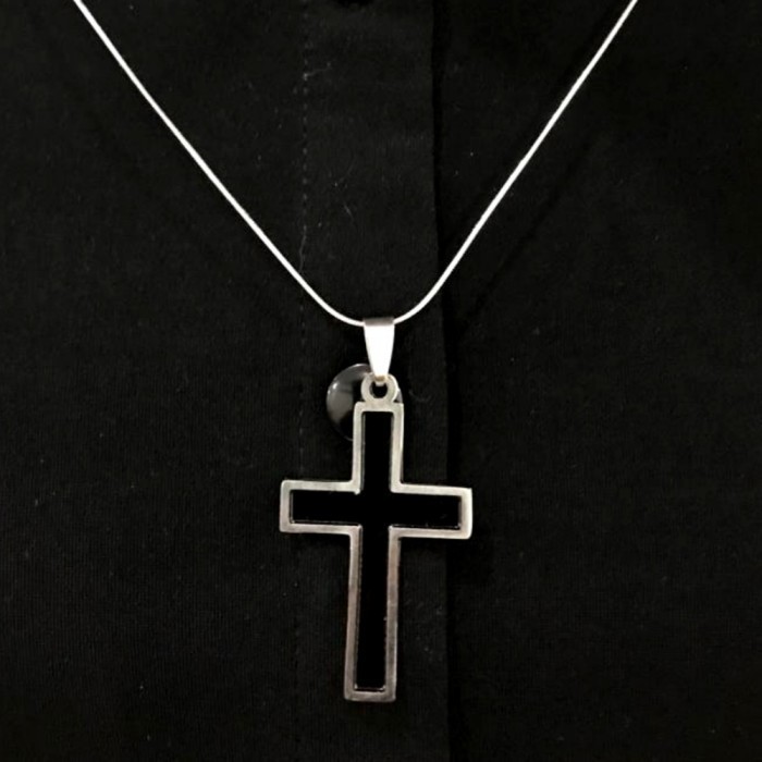 Min Liontin Salib Kristen Warna Tengah Aksesoris Kalung Fashion Pendant