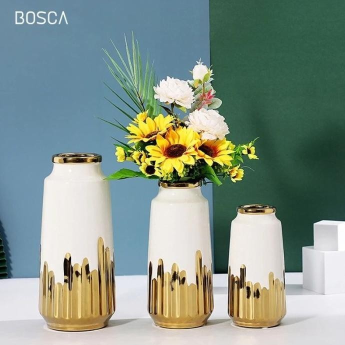 Ready Vas Putih Gold Motif Garis / Vas Gold Kramik / Vas Bunga Mewah