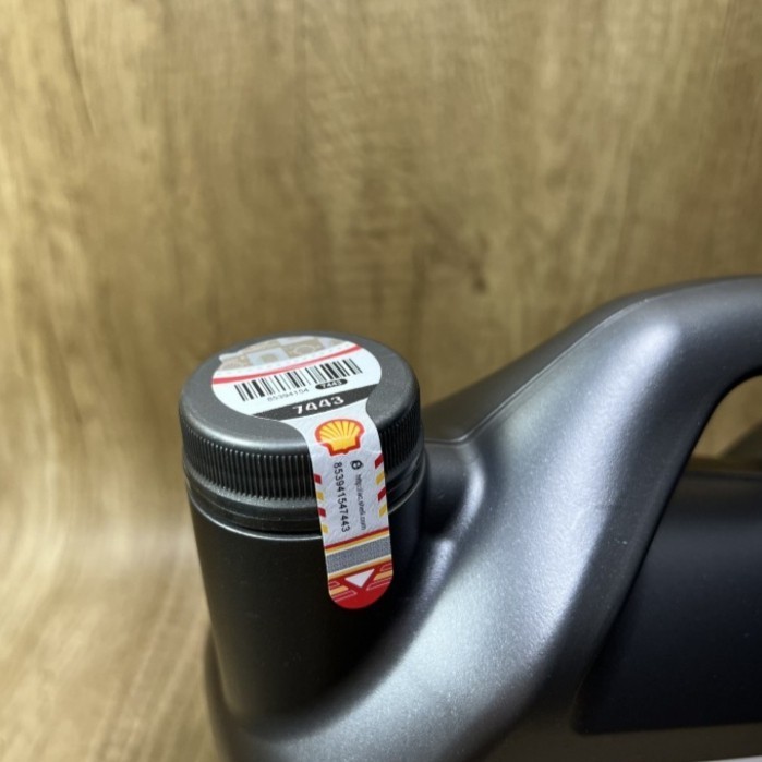 Oli Shell Helix Ultra ( 5W-30 ) ,Fully Synthetic ,4Liter ,Original