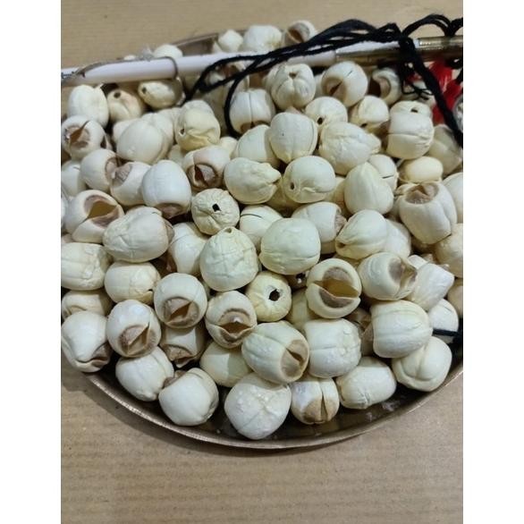 

Lian zi / Lotus seeds/ biji teratai 100gr