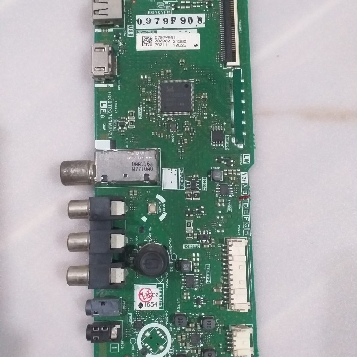 MAINBOARD MODUL TV LED SHARP 32 INCH LC 32 LE 185I , CABUTAN LCD PECAH