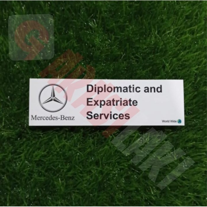 

Sticker Mercedes-Benz Diplomatic Panjang Tempel Dalam Kaca