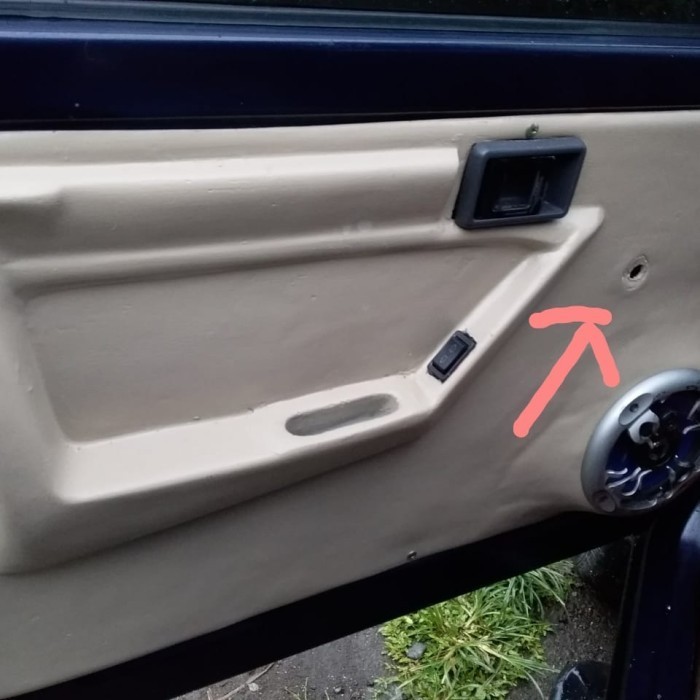 Doortrim Kijang Super Grand Short Depan Kanan Kiri