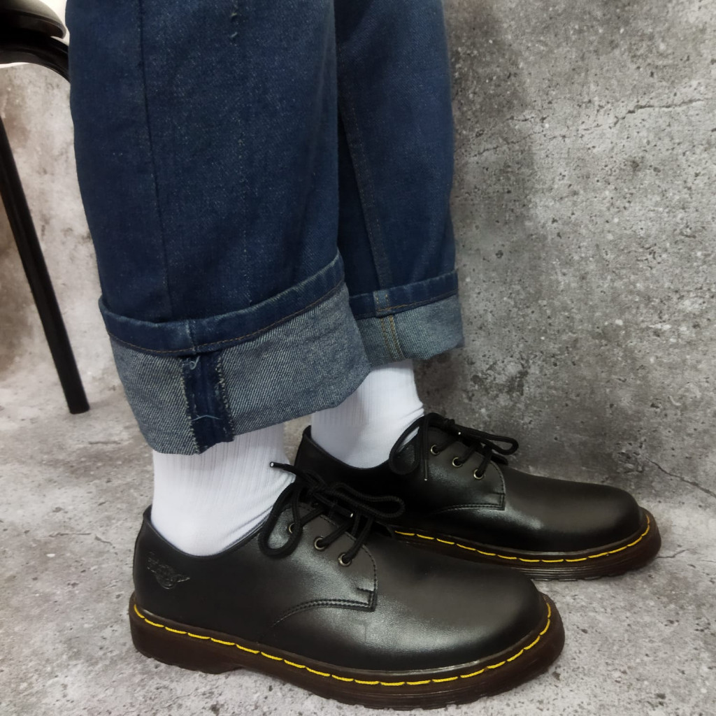 [LOOK STYLISH] Sepatu Docmart DocMartens 3 Hole Pria/Wanita(Unisex) Sepatu Docmart Low Boots Pria