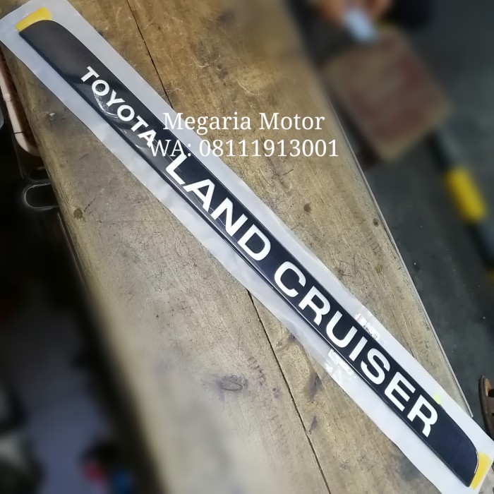 Ornament Emblem Pintu Bagasi Belakang Land Cruiser Vx80 Vx 80 Ori