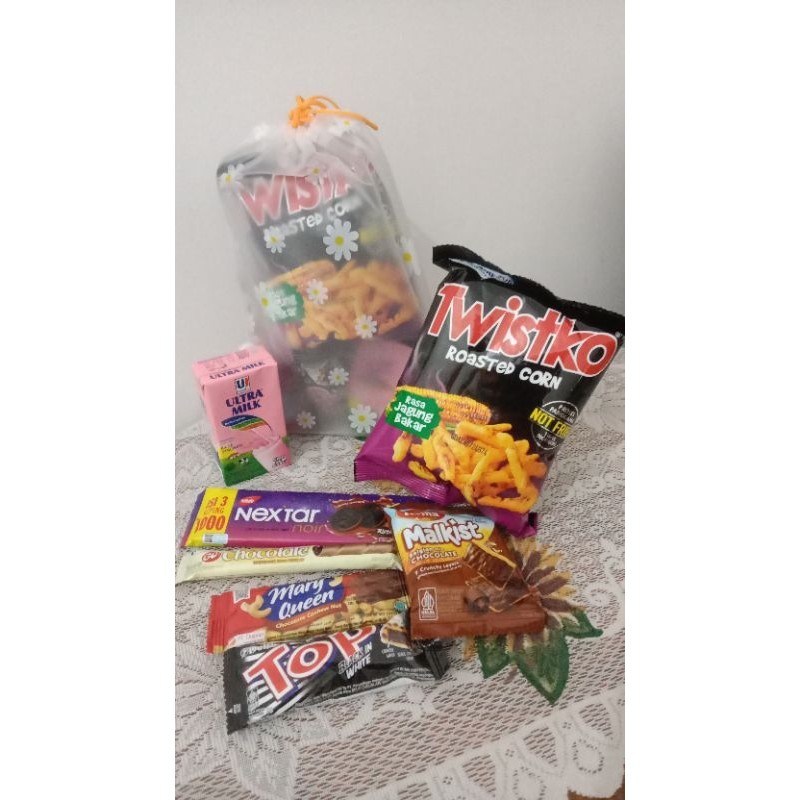 

Snack Hampers Ulang Tahun Anak