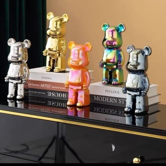 Ornament Bearbrick Decoration / Hiasan Pajangan Rak Bearbrick Keramik