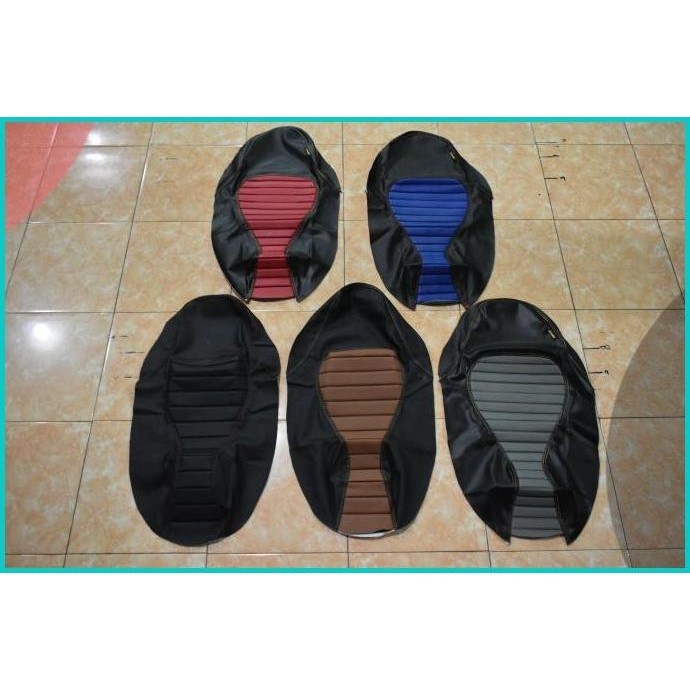 Sarung cover kulit jok timbul variasi retro motor vario scoopy nmax 13