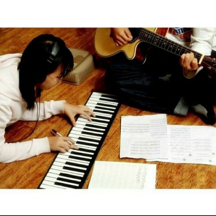 ><><><] MAINAN EDUKASI MUSIK KEYBOARD PIANO 61 KEYS