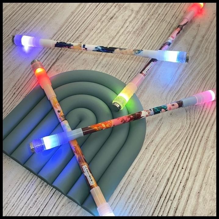 

GRATIS ONGKIR PULPEN PUTAR LED DEMON SLAYER UNIK WARNA-WARNI SPESIAL HARGA TERMURAH !!!!!!!