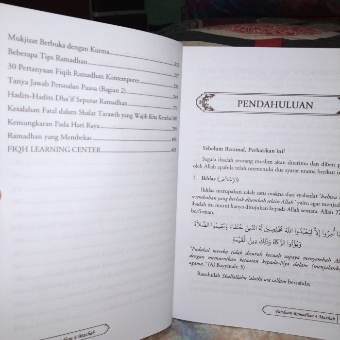 

Buku Panduan Ramadhan Empat Madzhab Sesuai Dengan Al-Quran Dan Sunnah